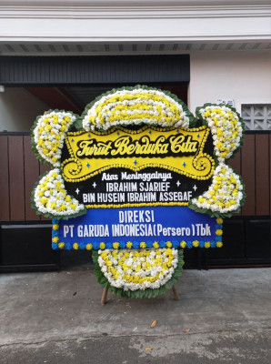 Papan Bunga Duka di Koragi